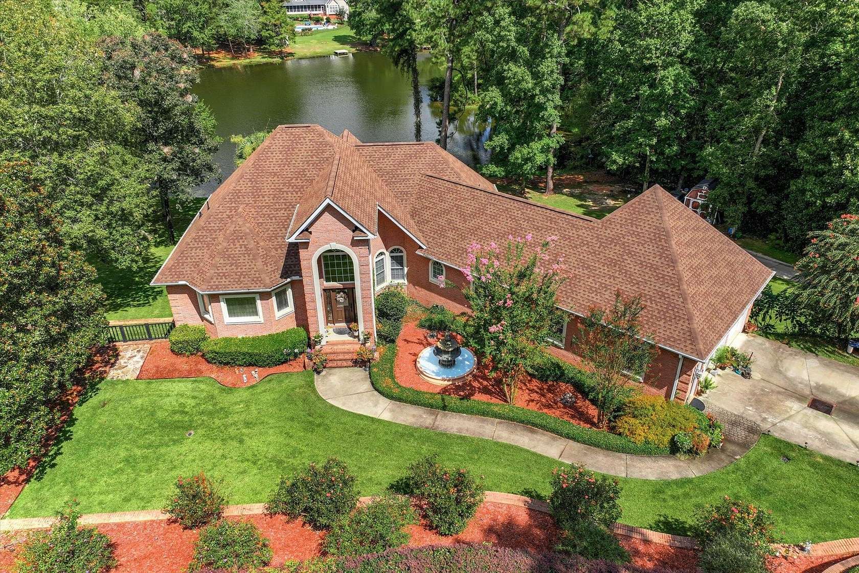 1.56 Acres of Residential Land with Home for Sale in Aiken, South Carolina