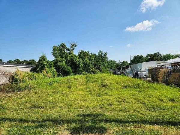 19.2 Acres of Land for Sale in Auburndale, Florida