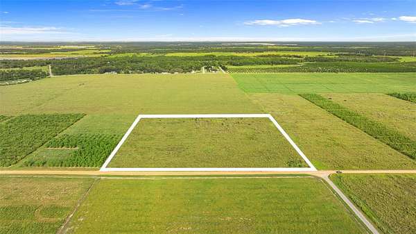 9.7 Acres of Agricultural Land for Sale in Fort Meade, Florida