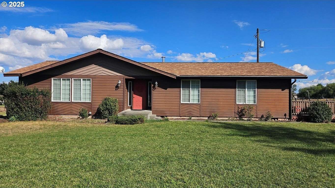 2.87 Acres of Residential Land with Home for Sale in Joseph, Oregon