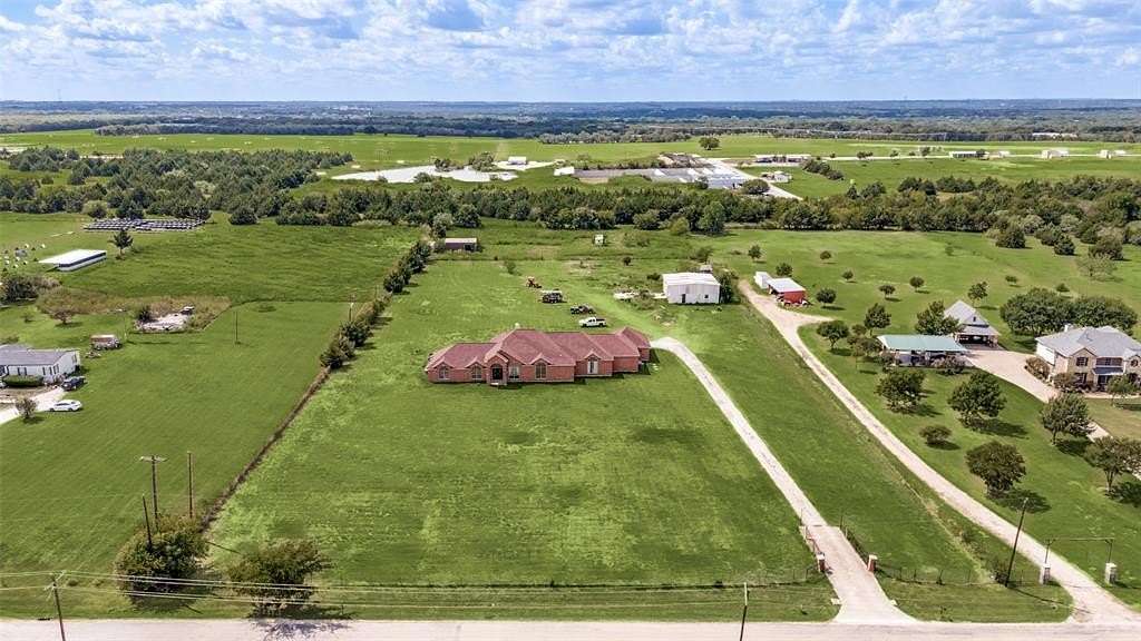 5 Acres of Residential Land with Home for Sale in Mansfield, Texas