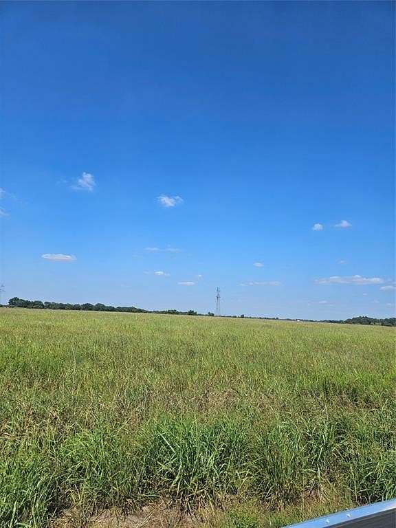 5.5 Acres of Land for Sale in Palmer, Texas