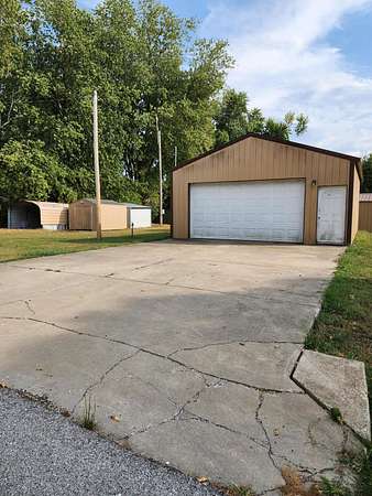 0.36 Acres of Residential Land for Sale in Sparta, Missouri