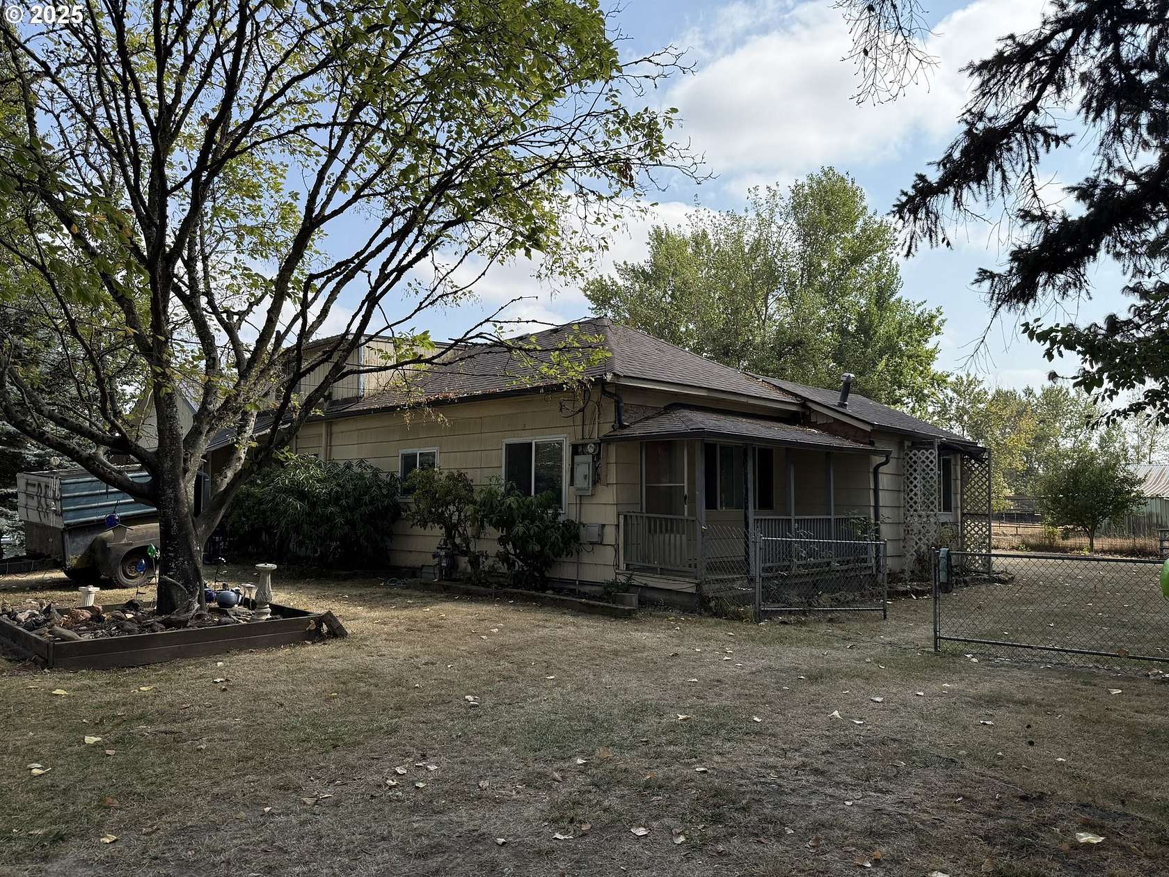 2 Acres of Residential Land with Home for Sale in Harrisburg, Oregon