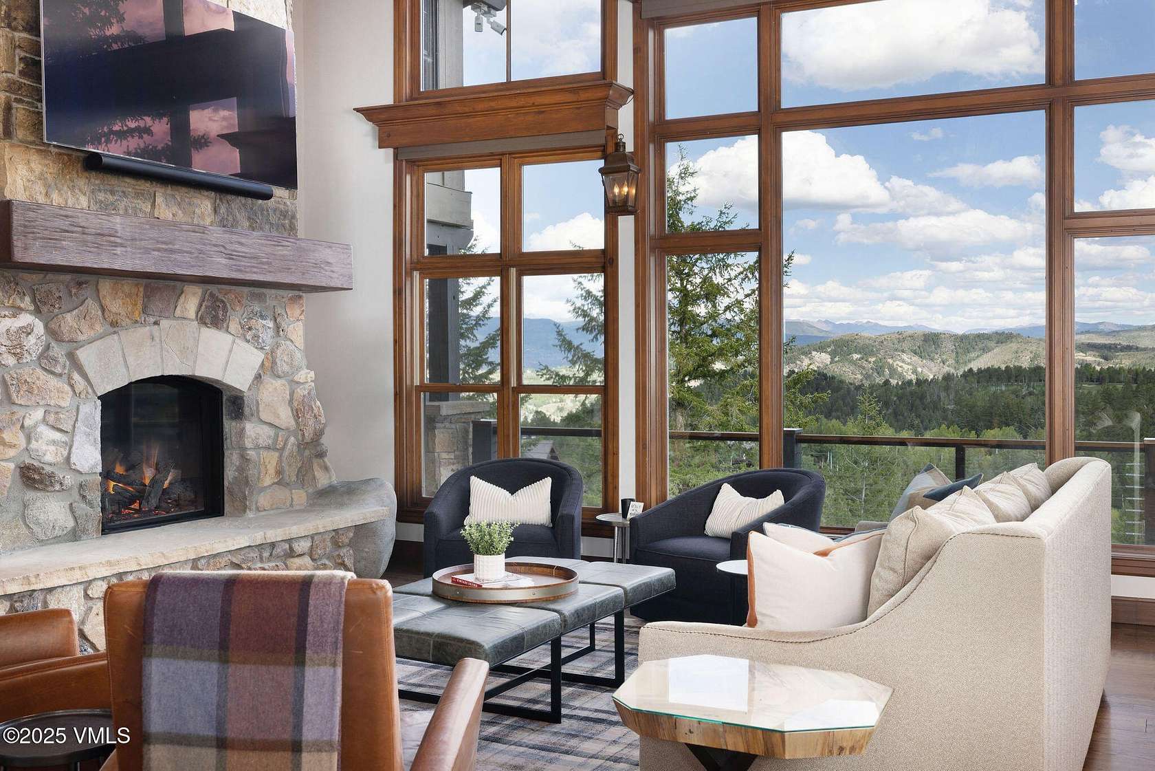 1.62 Acres of Land with Home for Sale in Edwards, Colorado