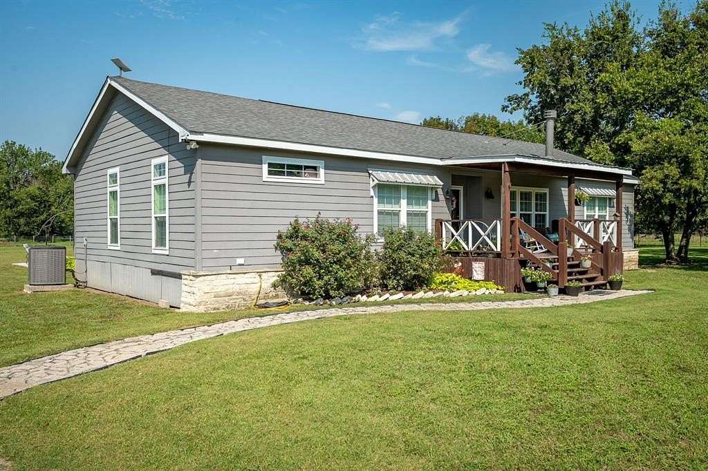 5.42 Acres of Residential Land with Home for Sale in Leonard, Texas