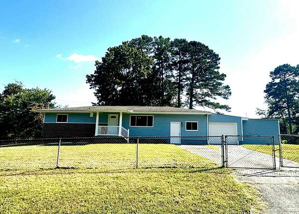 3 Acres of Residential Land with Home for Sale in Chickamauga, Georgia