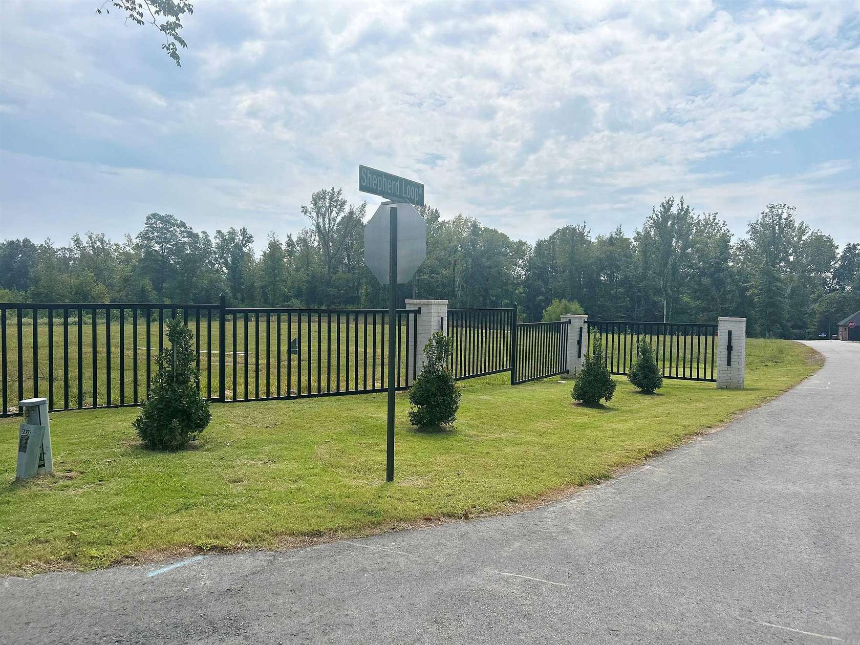 1.17 Acres of Mixed-Use Land for Sale in Arkadelphia, Arkansas