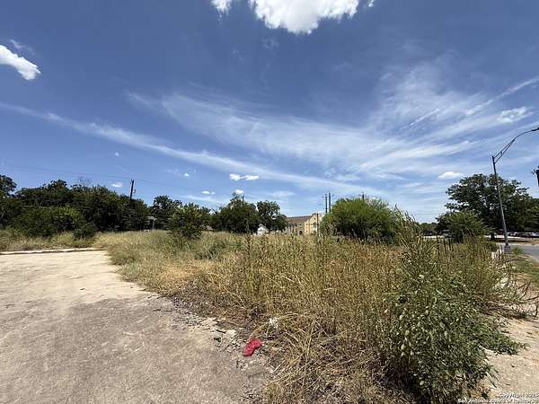 0.3 Acres of Commercial Land for Sale in San Antonio, Texas