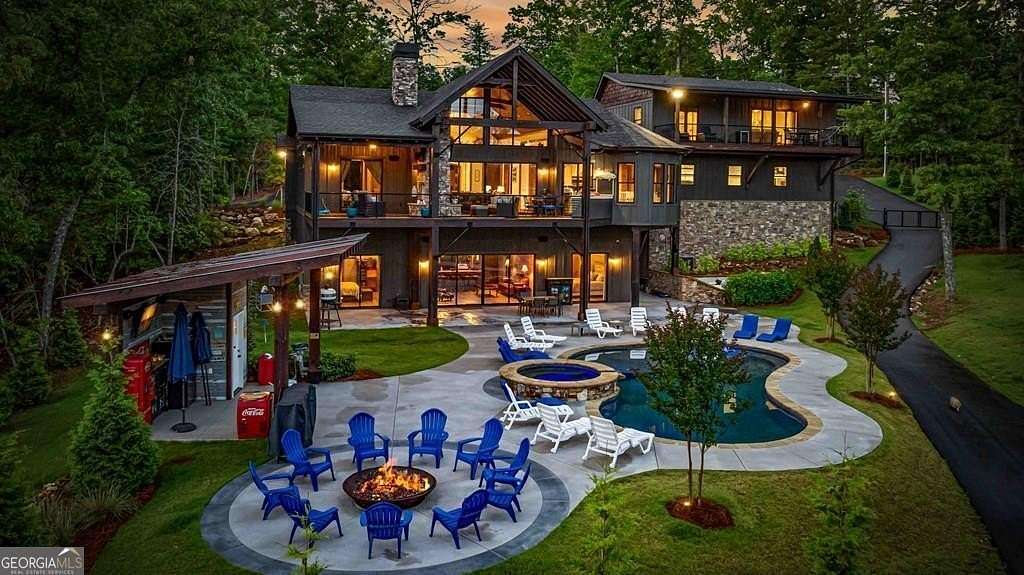 2 Acres of Residential Land with Home for Sale in Blue Ridge, Georgia