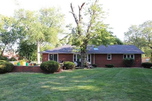 1.7 Acres of Residential Land with Home for Sale in South Holland, Illinois