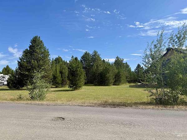 0.49 Acres of Residential Land for Sale in Donnelly, Idaho