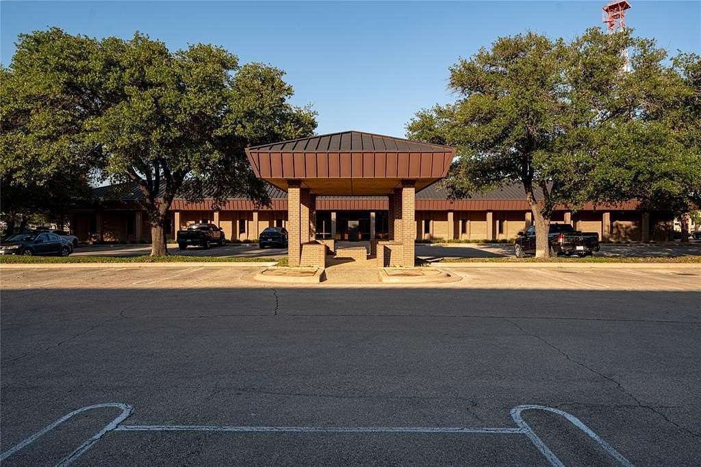 2.18 Acres of Commercial Land for Sale in Waco, Texas