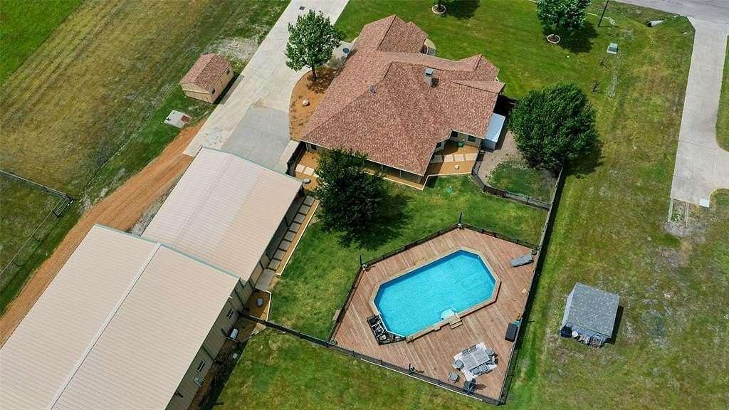 2 Acres of Land with Home for Sale in Caddo Mills, Texas