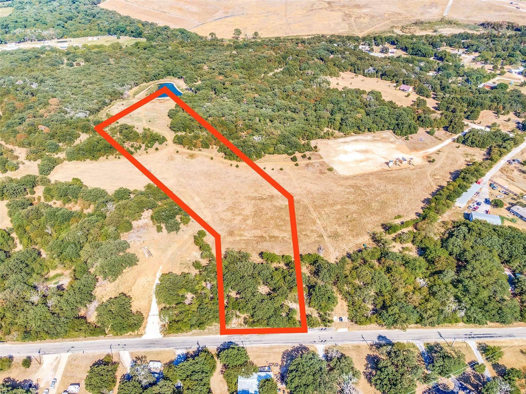 10 Acres of Land for Sale in Alvarado, Texas