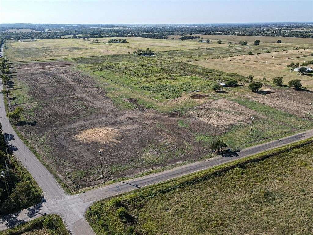 1 Acre of Residential Land for Sale in Cleburne, Texas