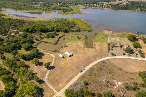 0.75 Acres of Residential Land for Sale in Nocona, Texas
