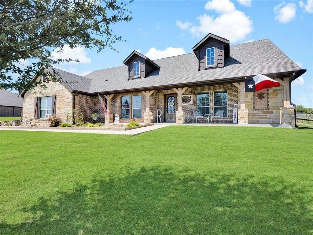 3.24 Acres of Land with Home for Sale in Rhome, Texas