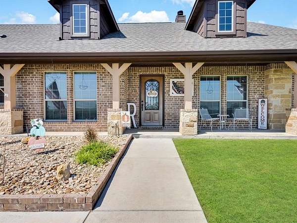 3.24 Acres of Residential Land with Home for Sale in Rhome, Texas