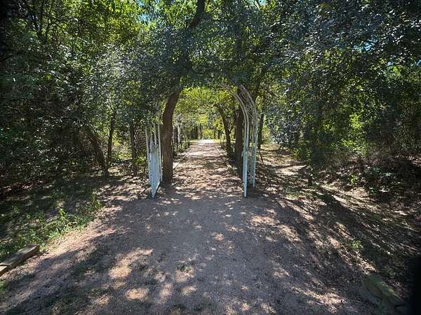 3.79 Acres of Residential Land for Sale in Grandview, Texas