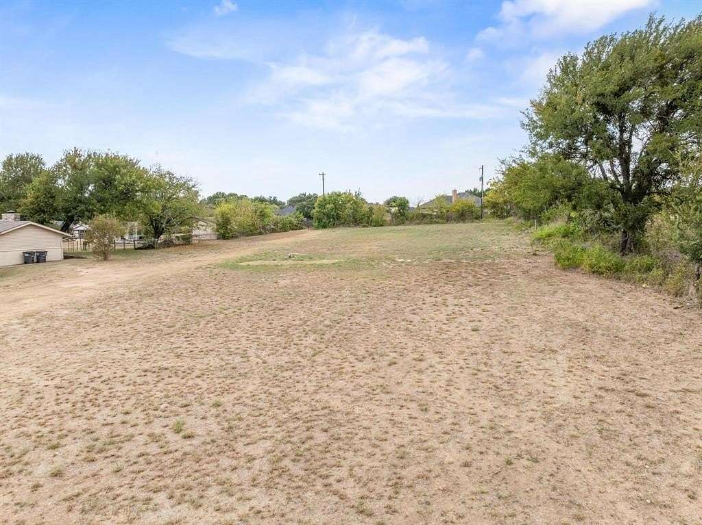 1 Acre of Commercial Land for Sale in Weatherford, Texas