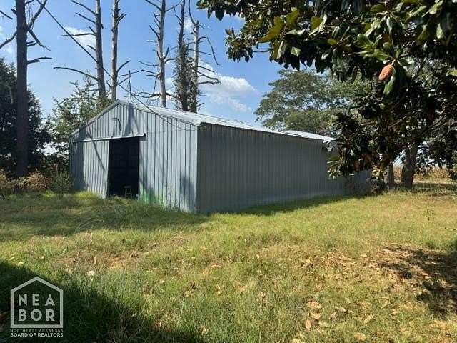 7.77 Acres of Residential Land with Home for Sale in Trumann, Arkansas