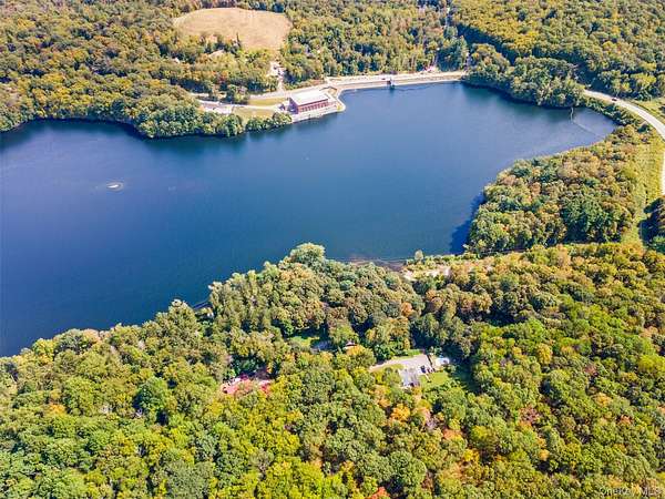 15.5 Acres of Land with Home for Sale in Carmel, New York