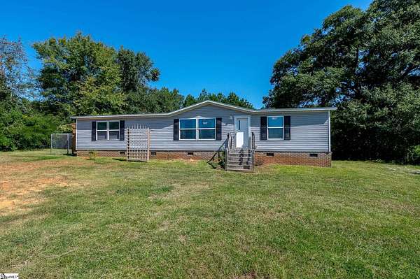 2 Acres of Residential Land with Home for Sale in Whitmire, South Carolina