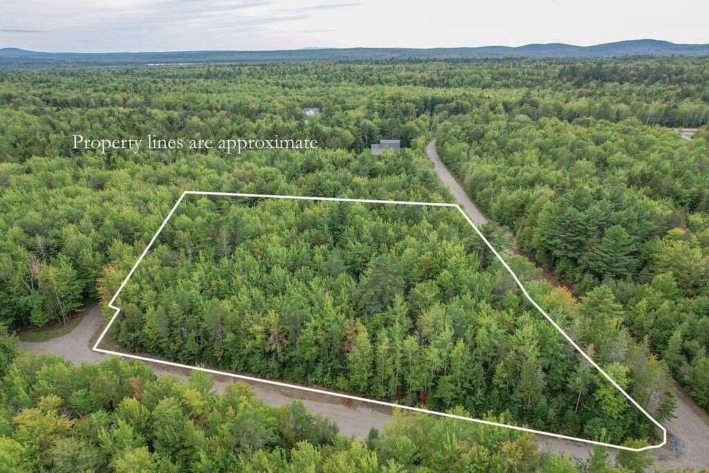 4.5 Acres of Residential Land for Sale in Ellsworth, Maine