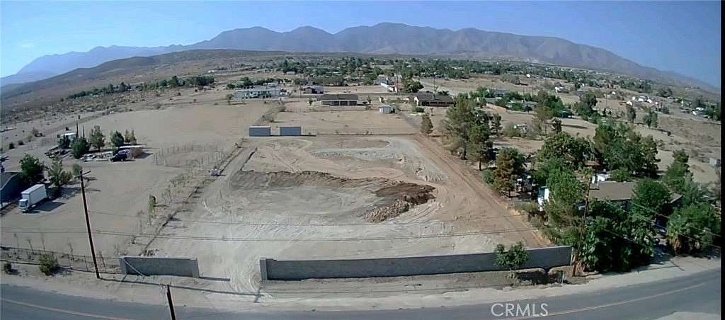 1.14 Acres of Residential Land for Sale in Pearblossom, California
