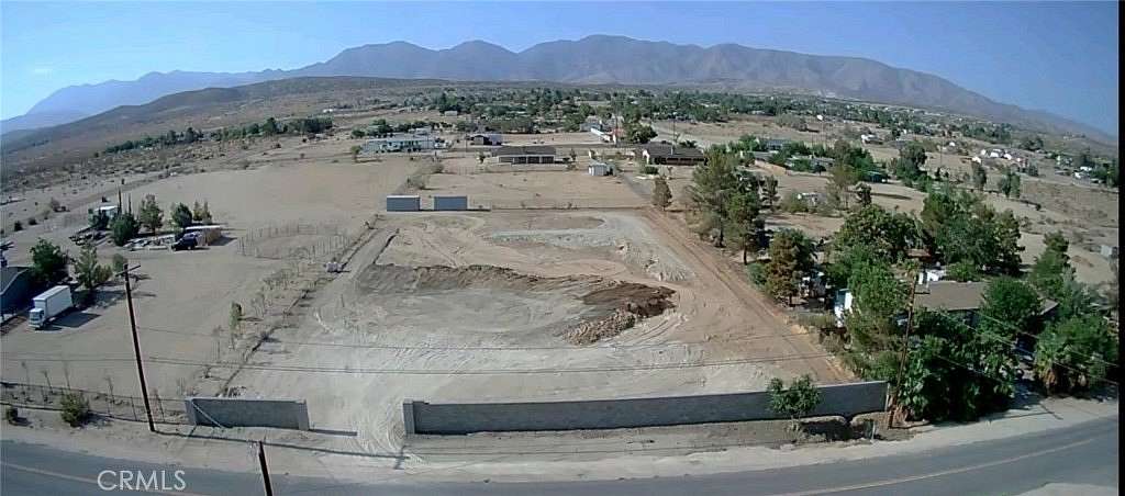 1.14 Acres of Residential Land for Sale in Pearblossom, California