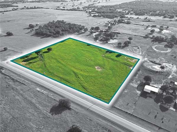 6 Acres of Agricultural Land for Sale in Poolville, Texas