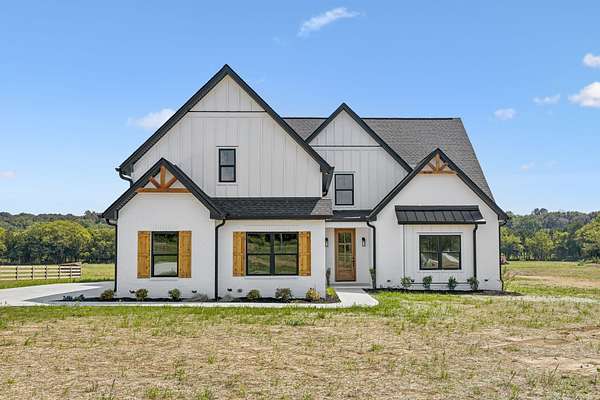 5.16 Acres of Residential Land with Home for Sale in Lebanon, Tennessee