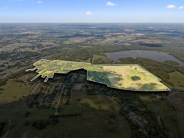 126 Acres of Land for Sale in Mount Pleasant, Tennessee