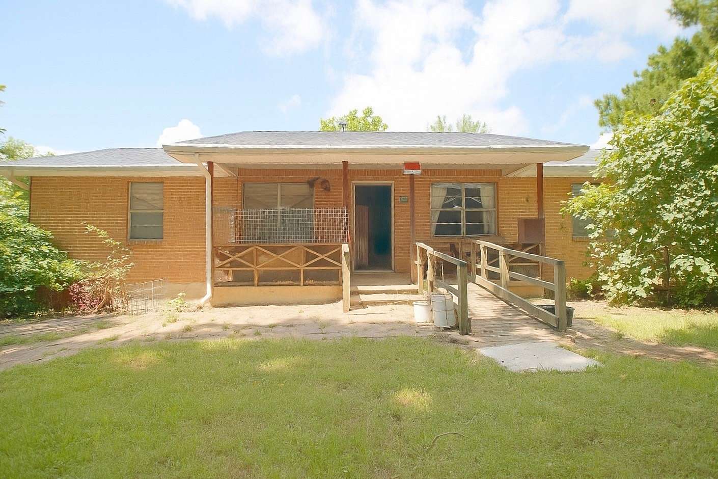 3.67 Acres of Residential Land with Home for Sale in Whites Creek, Tennessee