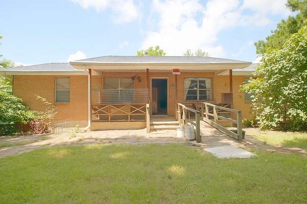 3.67 Acres of Residential Land with Home for Sale in Whites Creek, Tennessee