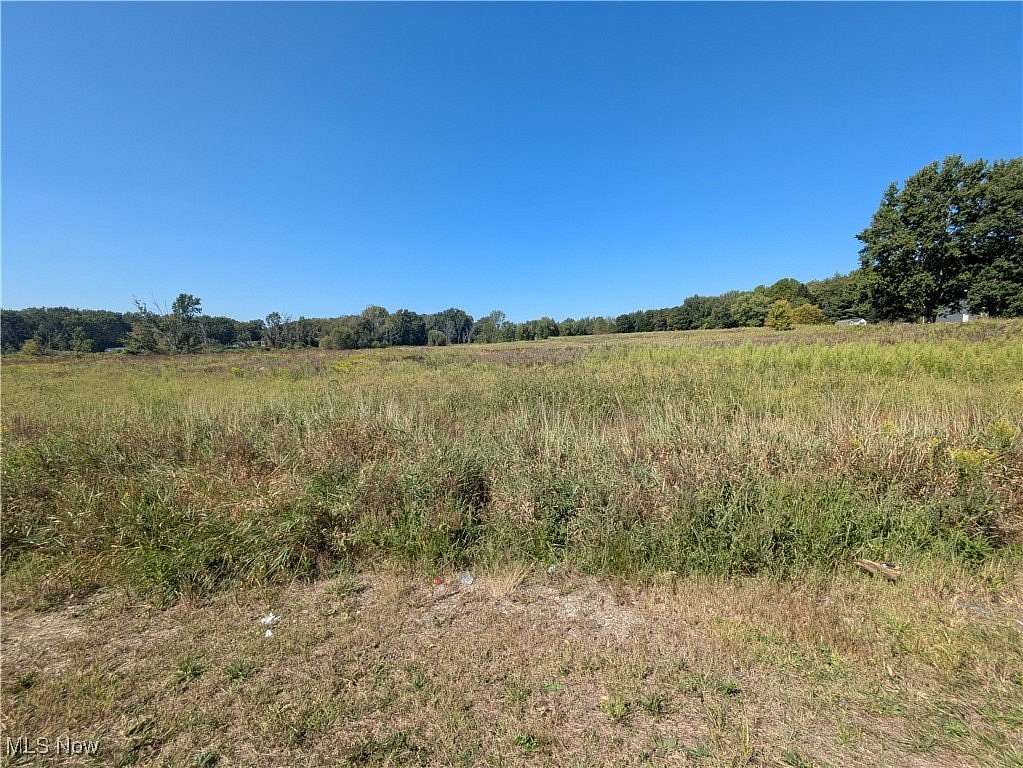 12 Acres of Commercial Land for Sale in Copley, Ohio
