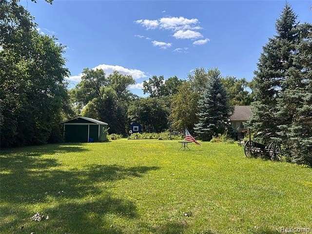 0.46 Acres of Residential Land for Sale in Sterling Heights, Michigan
