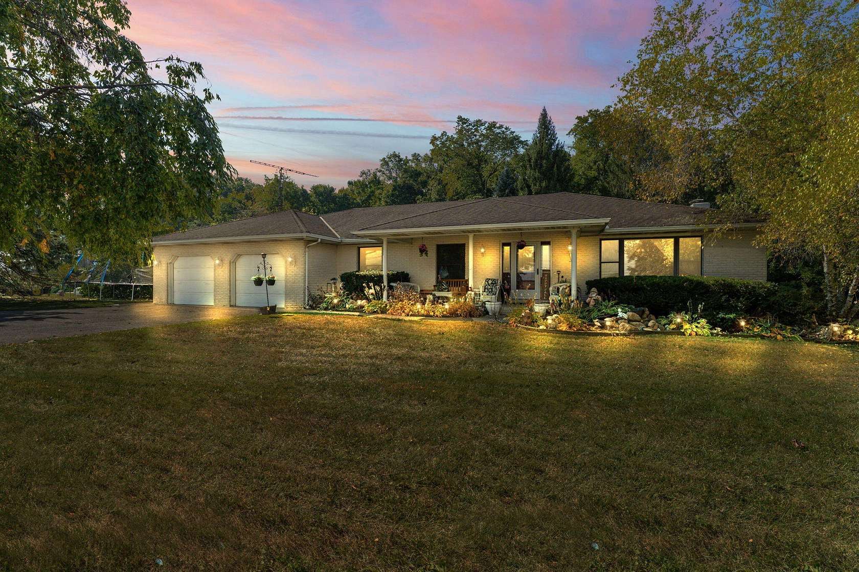 4.23 Acres of Residential Land with Home for Sale in Bellefontaine, Ohio