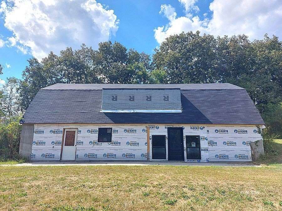 8.3 Acres of Residential Land with Home for Sale in Albany, Ohio