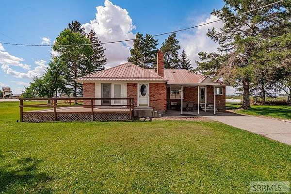 2.7 Acres of Residential Land with Home for Sale in Idaho Falls, Idaho