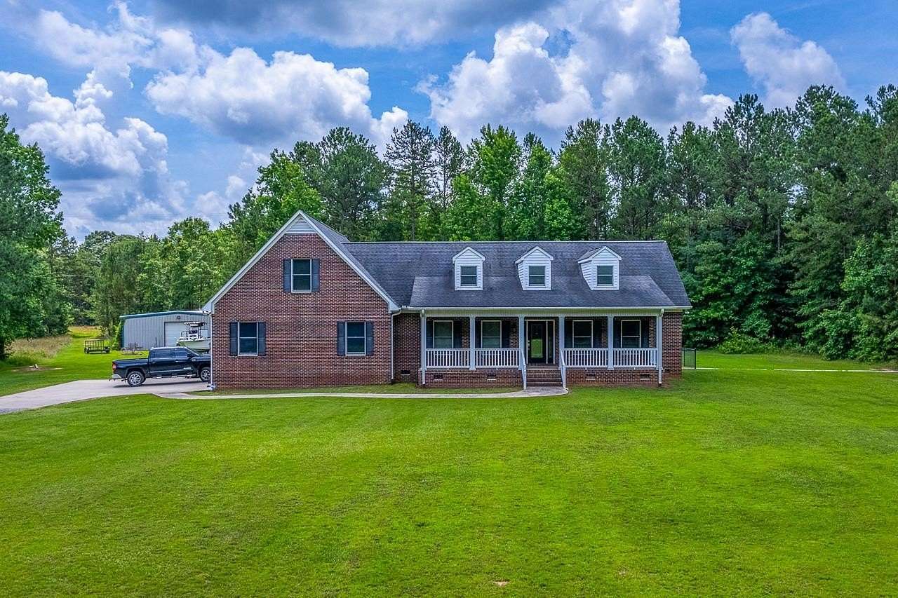 30 Acres of Land with Home for Sale in Woodruff, South Carolina