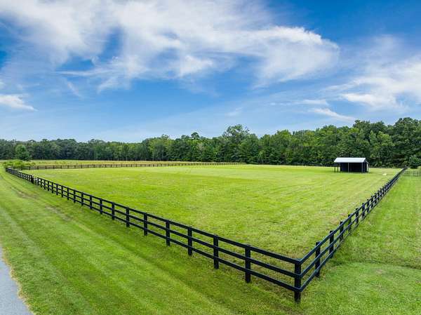 6.69 Acres of Residential Land for Sale in Ravenel, South Carolina