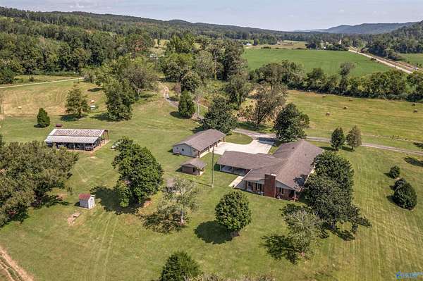 10 Acres of Land with Home for Sale in Attalla, Alabama