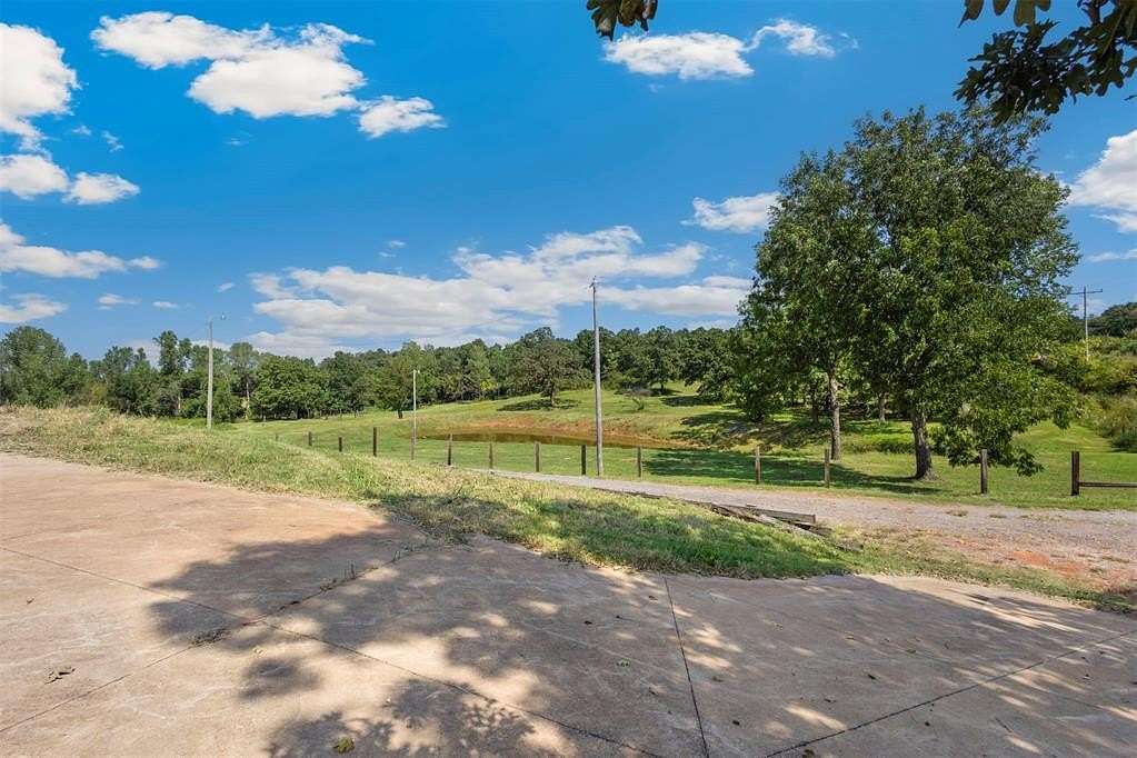 10 Acres of Land for Sale in Oklahoma City, Oklahoma