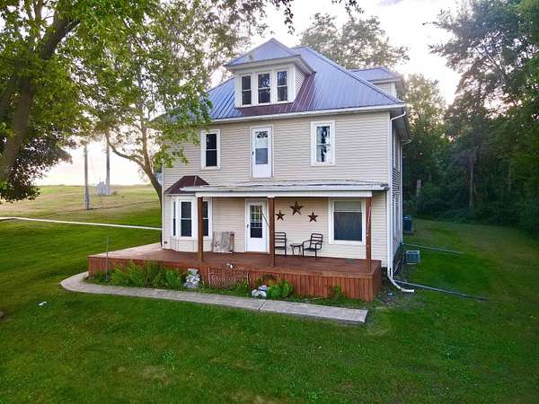 3.46 Acres of Residential Land with Home for Sale in Quimby, Iowa