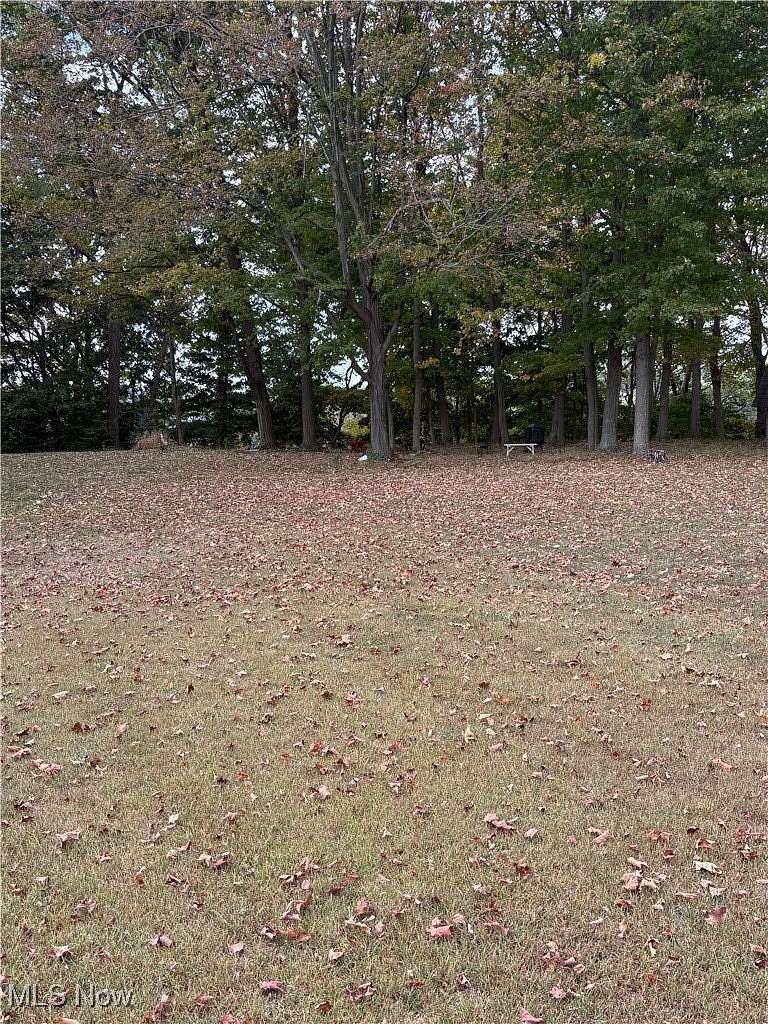 20.8 Acres of Land for Sale in New Cumberland, West Virginia