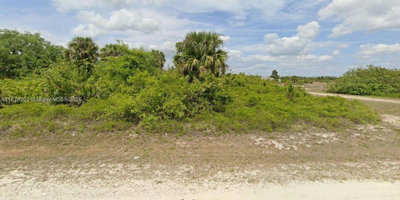 0.25 Acres of Residential Land for Sale in Lehigh Acres, Florida