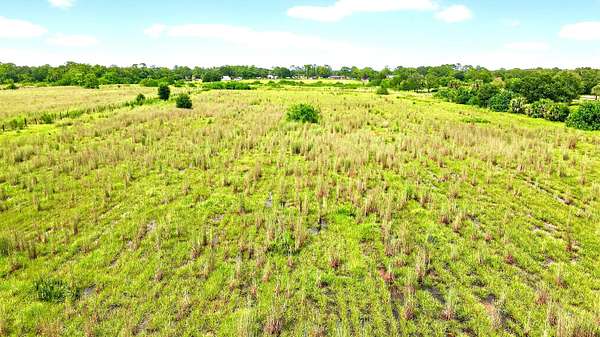 9.43 Acres of Residential Land for Sale in Okeechobee, Florida