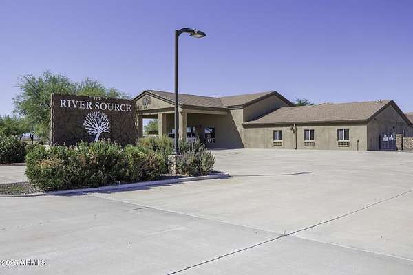 13.8 Acres of Improved Commercial Land for Sale in Casa Grande, Arizona